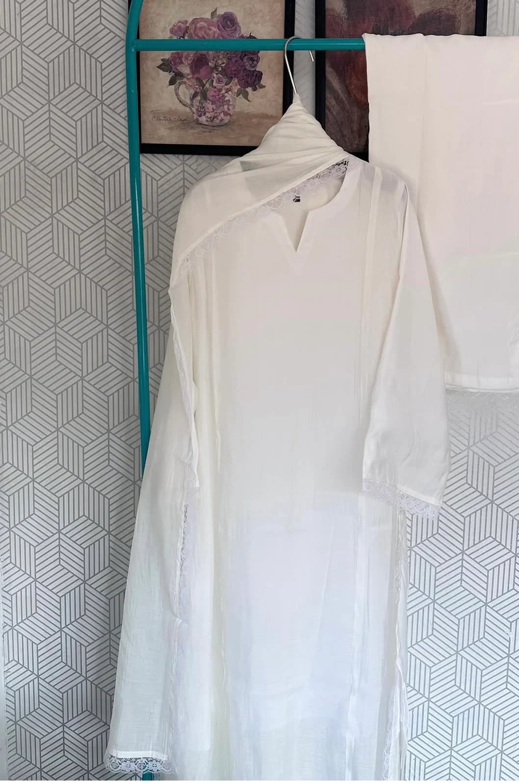 White Lace-Detail Crush Silk Straight Suit